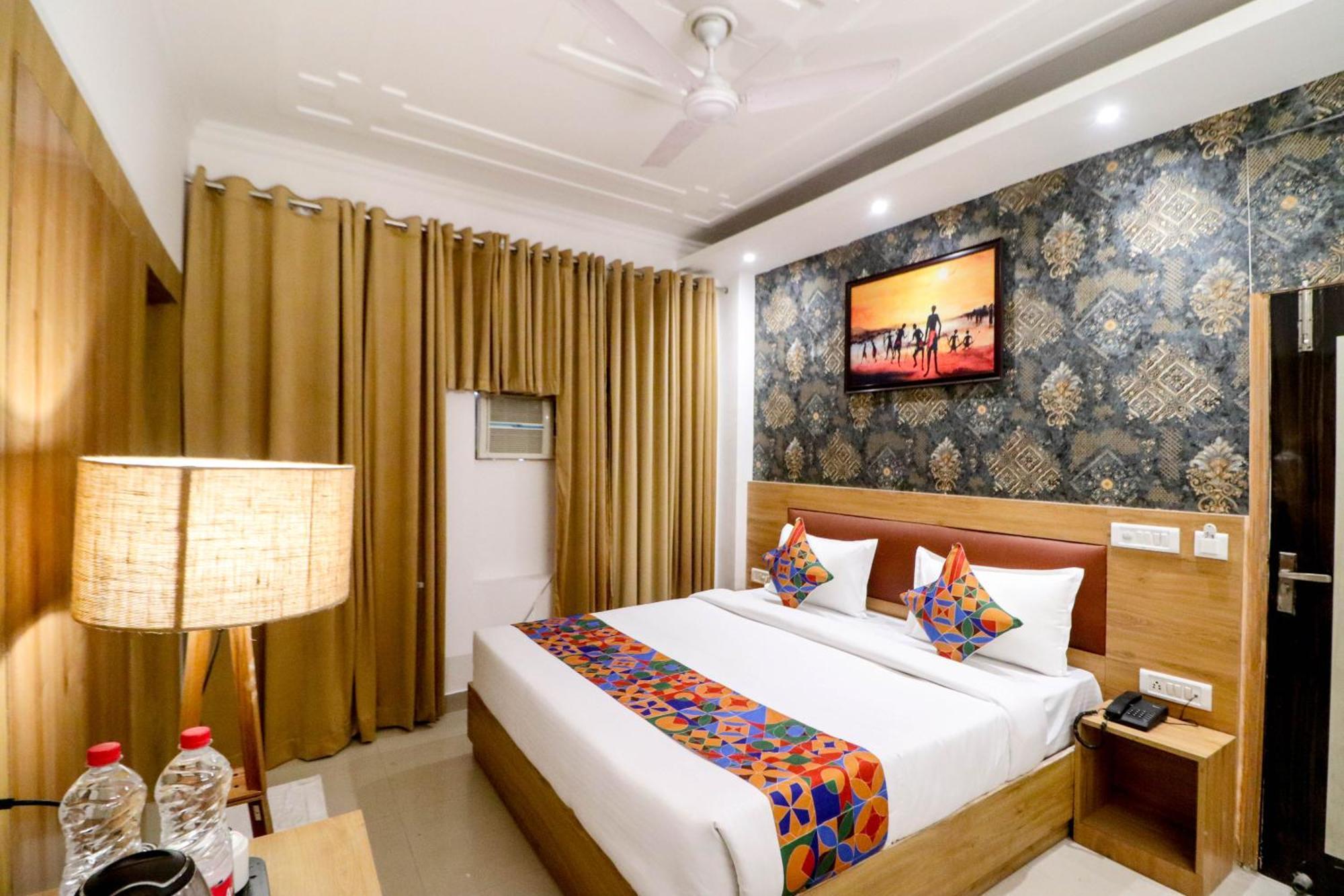 Hotel Vvs Near Delhi Airport New Delhi Eksteriør bilde
